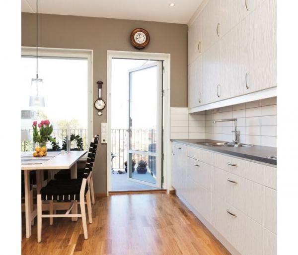 Wood Effect Vinyl for Walls – A Stylish & Affordable Alternative to Wood Panels